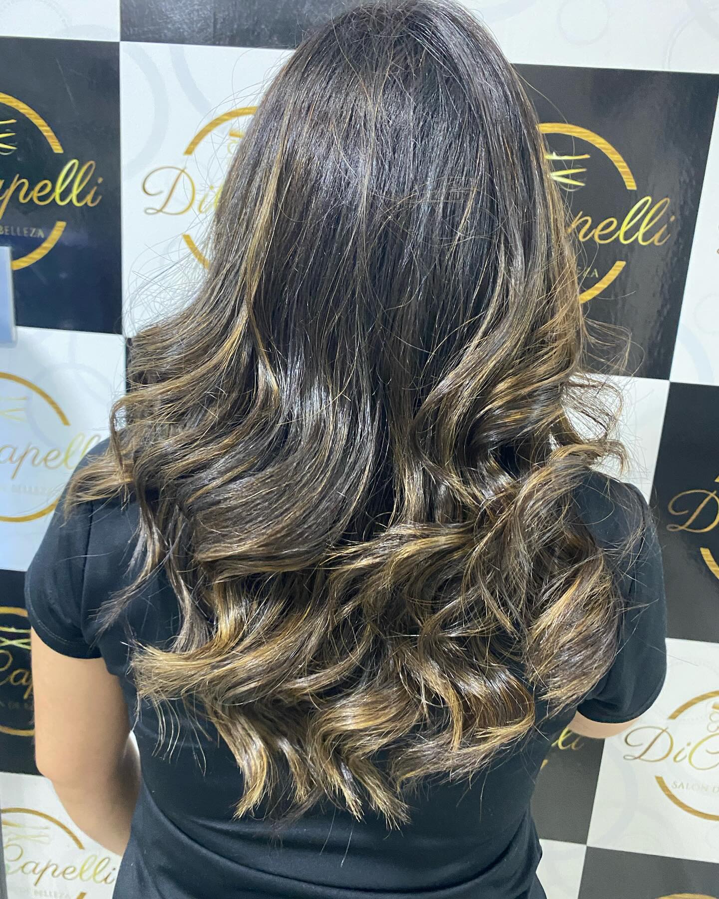 Salón DiCapelli Balayage